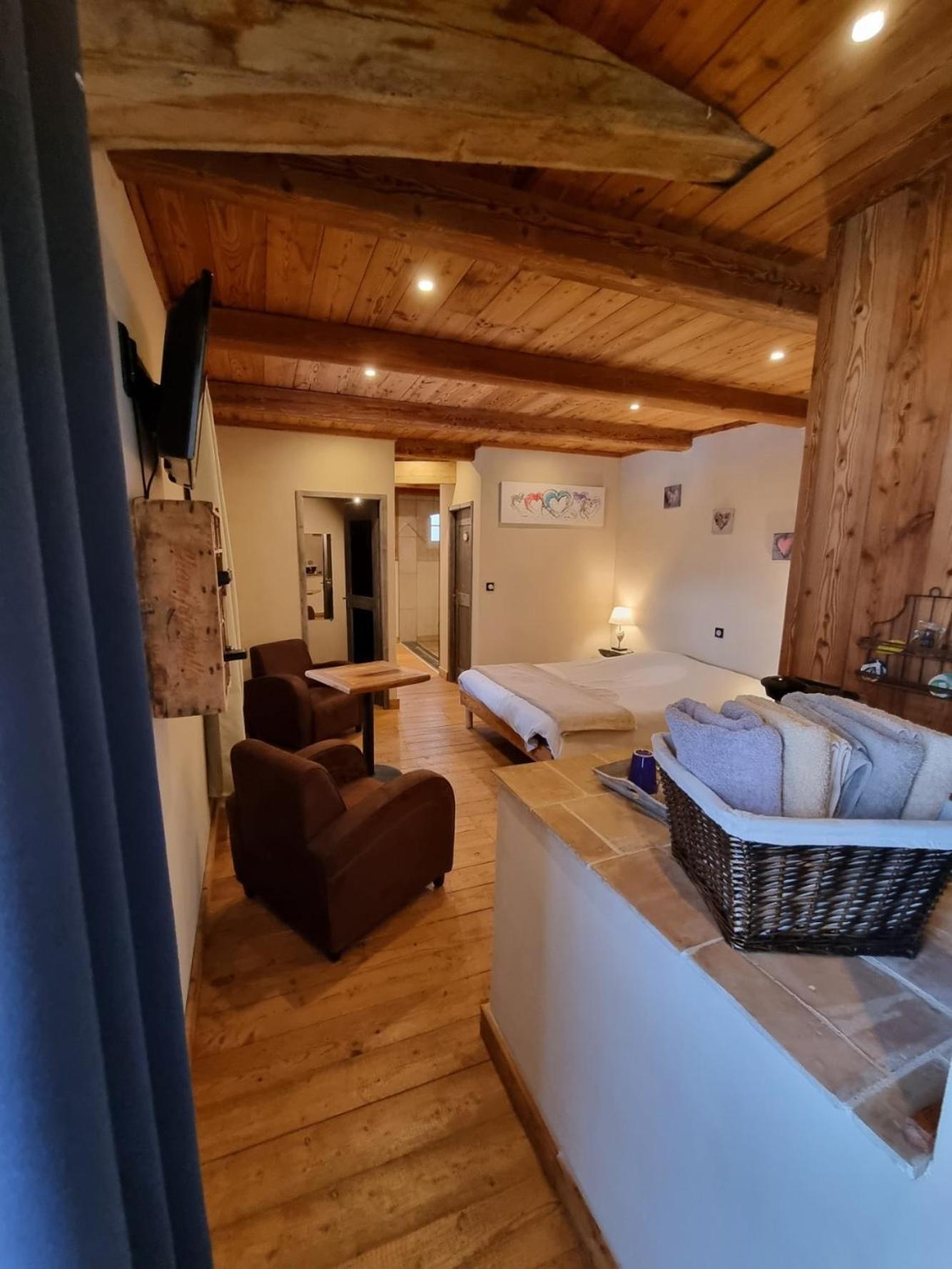 Chambres D'Hotes Le St Maurice Truinas Kültér fotó
