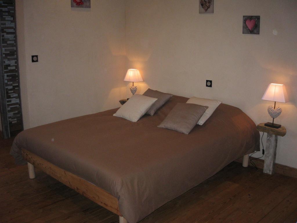 Chambres D'Hotes Le St Maurice Truinas Szoba fotó